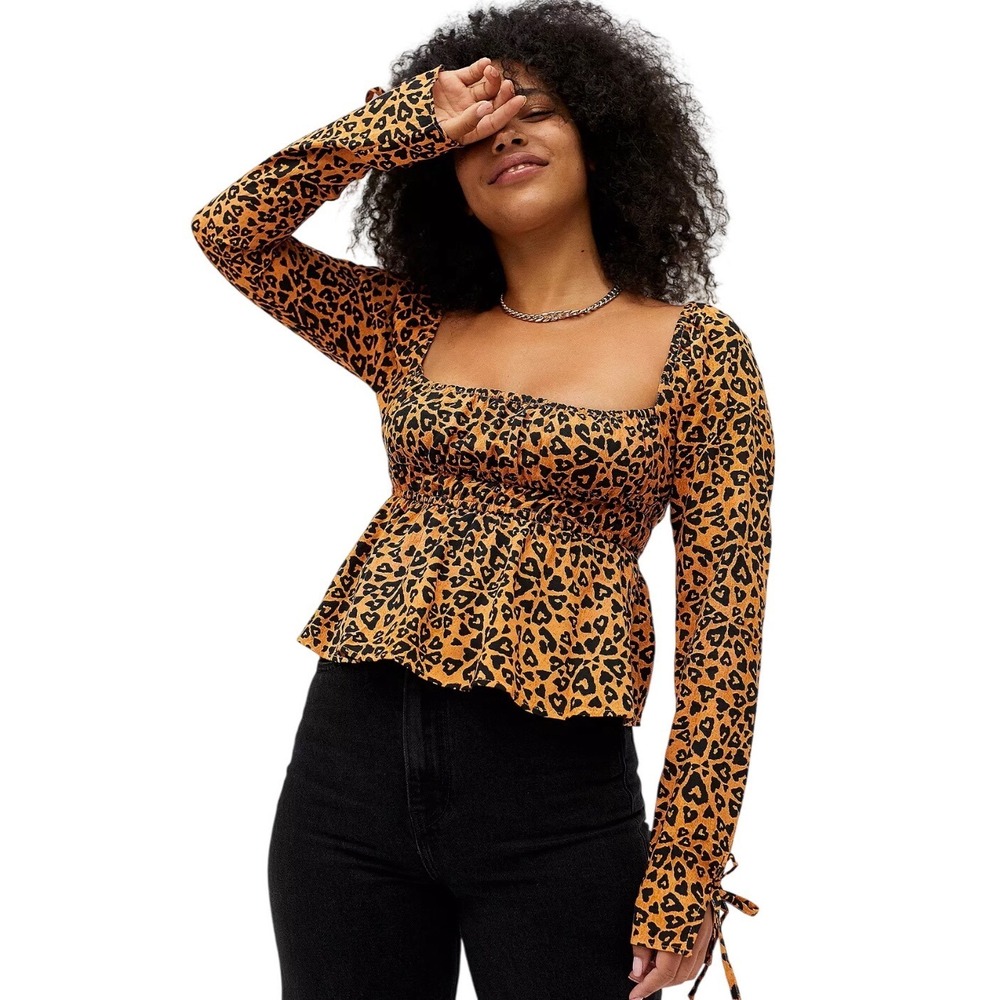 Urban Outfitters Leopard Heart Print‎ Peplum Top Square Neck Long Sleeve Large